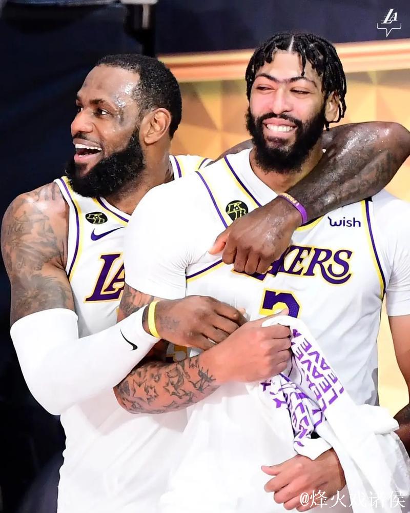 詹姆斯32+14+10浓眉31+9 湖人击败国王豪取三连胜